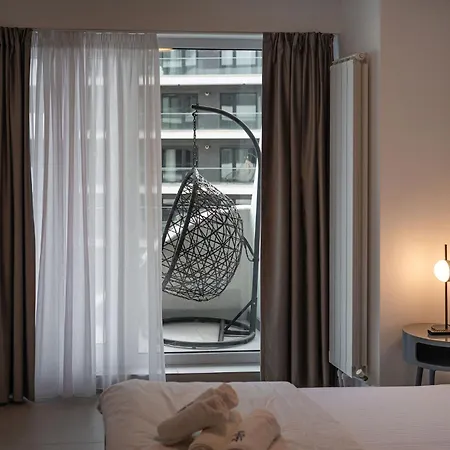 Lotti In Odyssey Spa&pool-parking Apartment Navodari