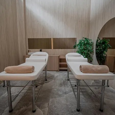 Apartment Lotti In Odyssey Spa&pool-parking Navodari