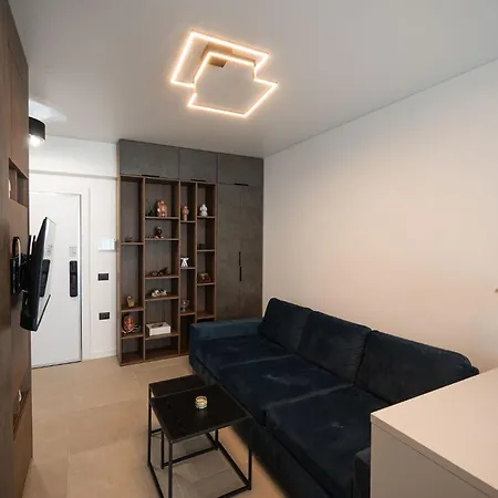 Lotti In Odyssey Spa&pool-parking Apartment