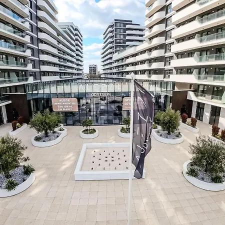 Lotti In Odyssey Pool & * ナボダリ