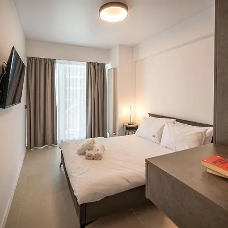 Lotti In Odyssey Spa&pool-parking