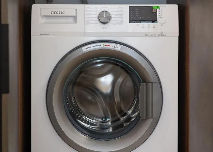 アパート Lotti In Odyssey Pool & *