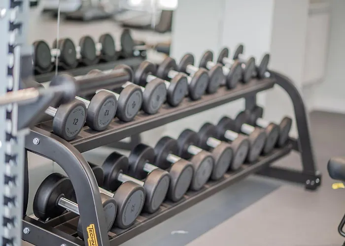 Lotti In Odyssey Pool & *